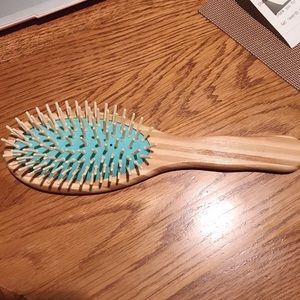 Sugar bear hair wood hair brush